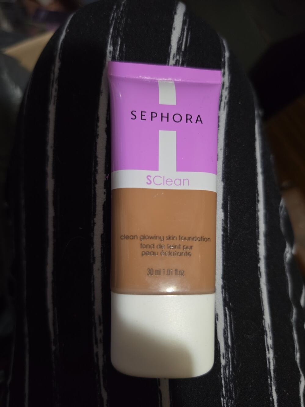 Sephora S Clean Glowing Skin Foundation 29 New Sealed 1.01 fl oz